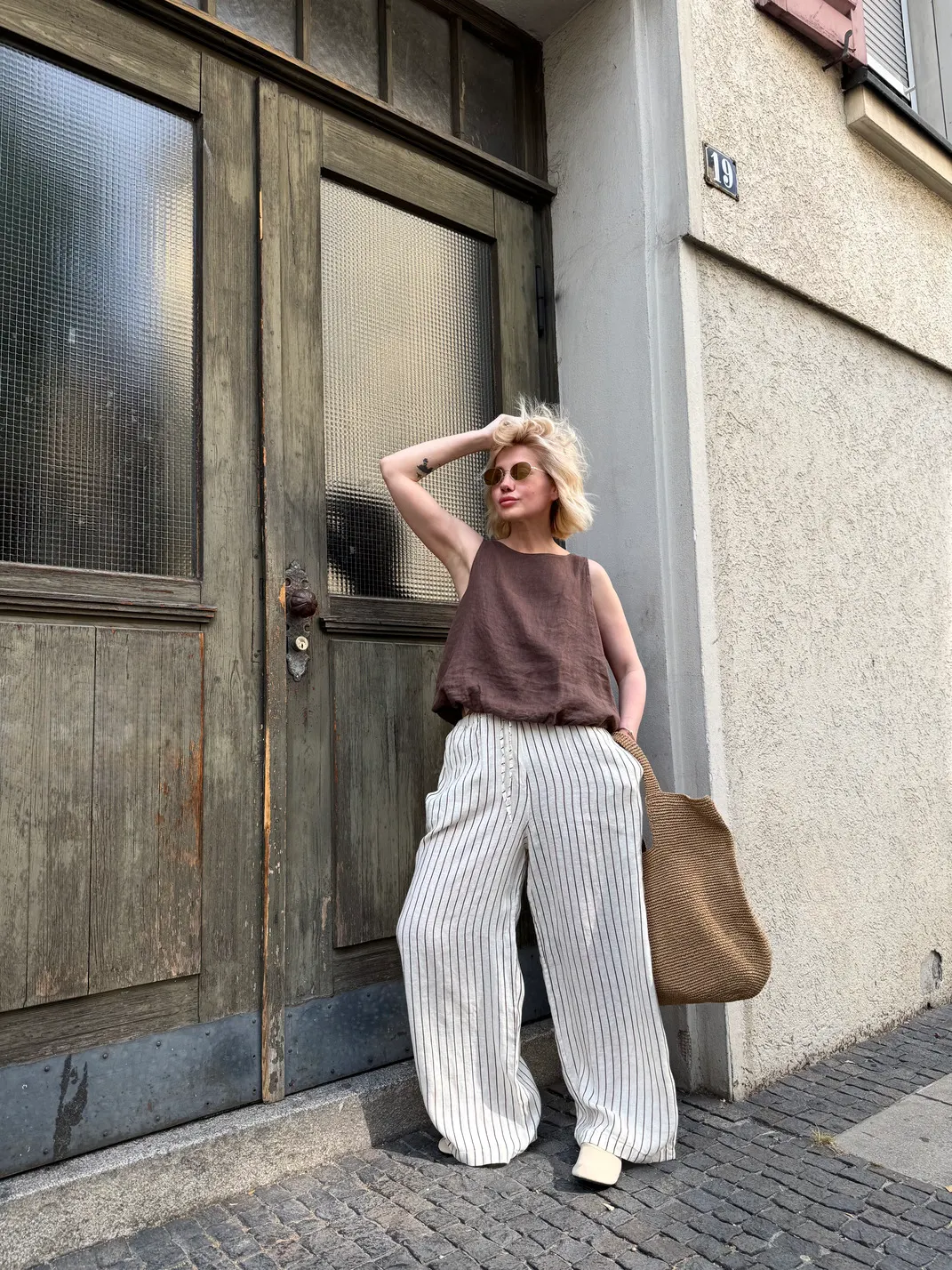 Leinenhose mit Streifen und Kordelzug in Milchig
