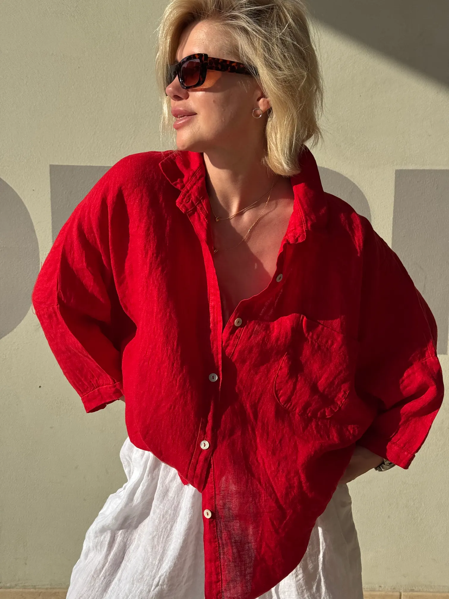 Oversize-Leinenhemd aus 100 % Leinen in Rot
