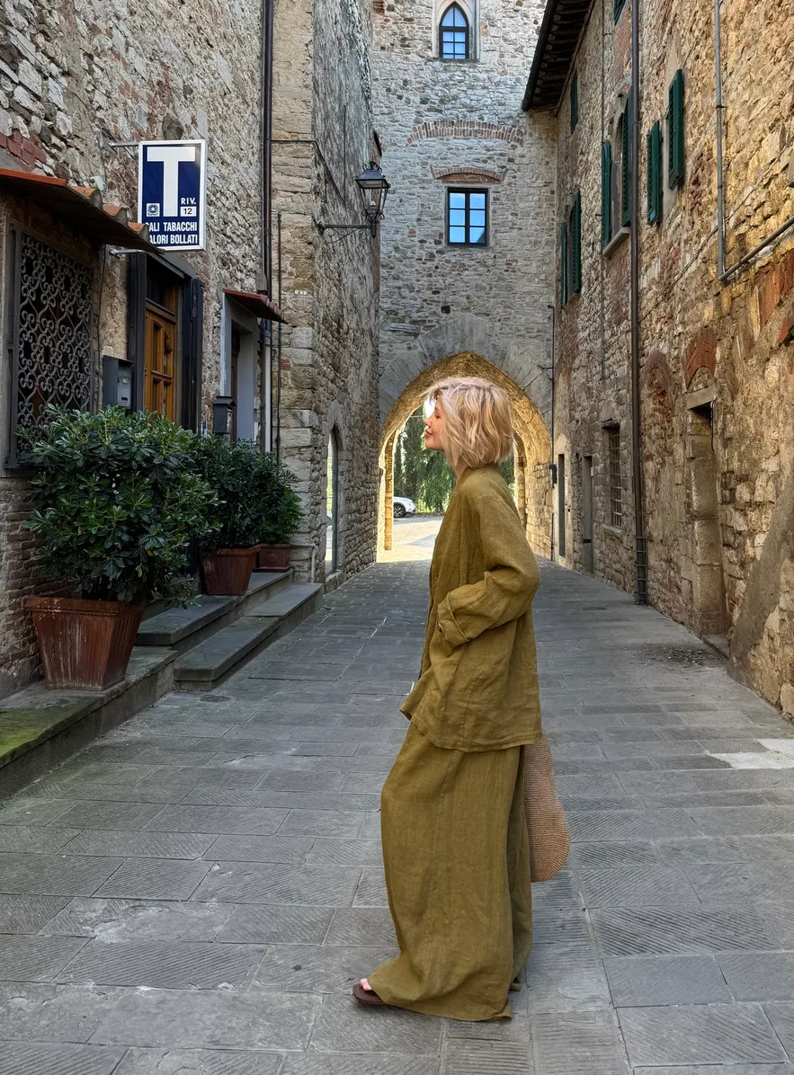 Oversize-Leinenblazer im Kimono-Stil in Senf