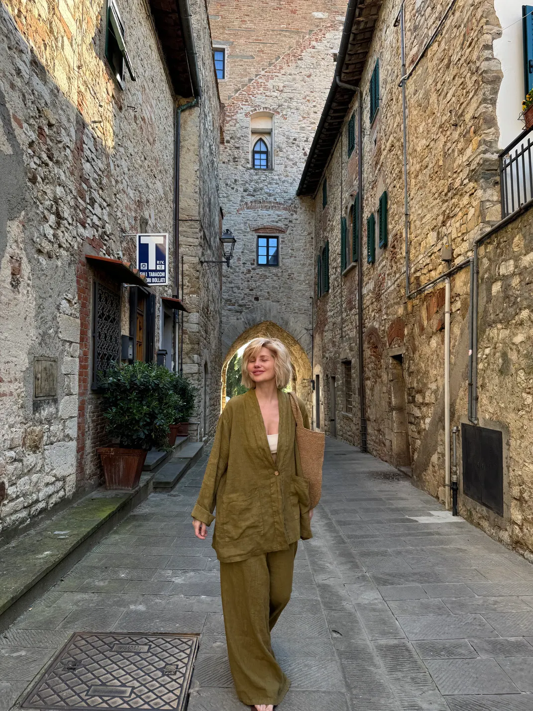 Oversize-Leinenblazer im Kimono-Stil in Senf