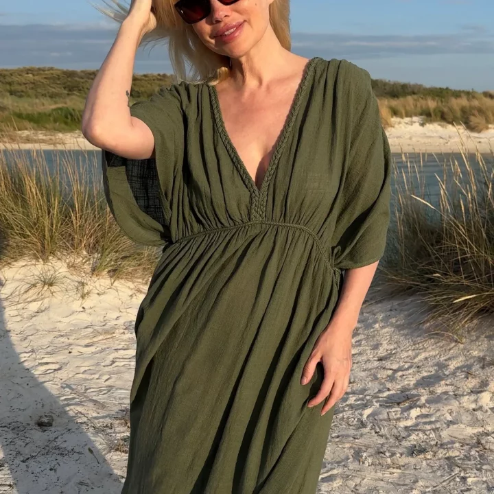 Langes Kleid Greece mit Kordelzug in Khaki