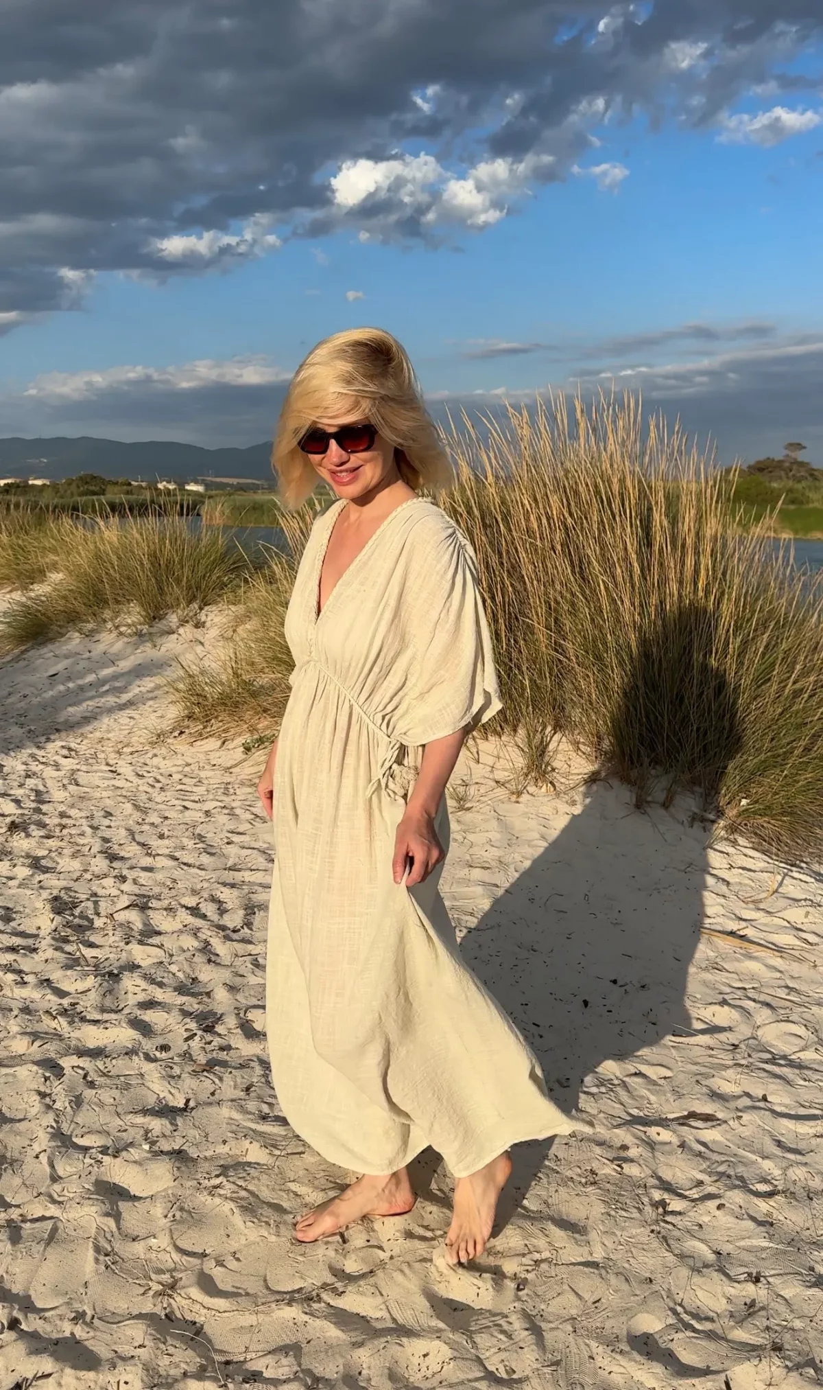 Langes Kleid Greece mit Kordelzug in Beige