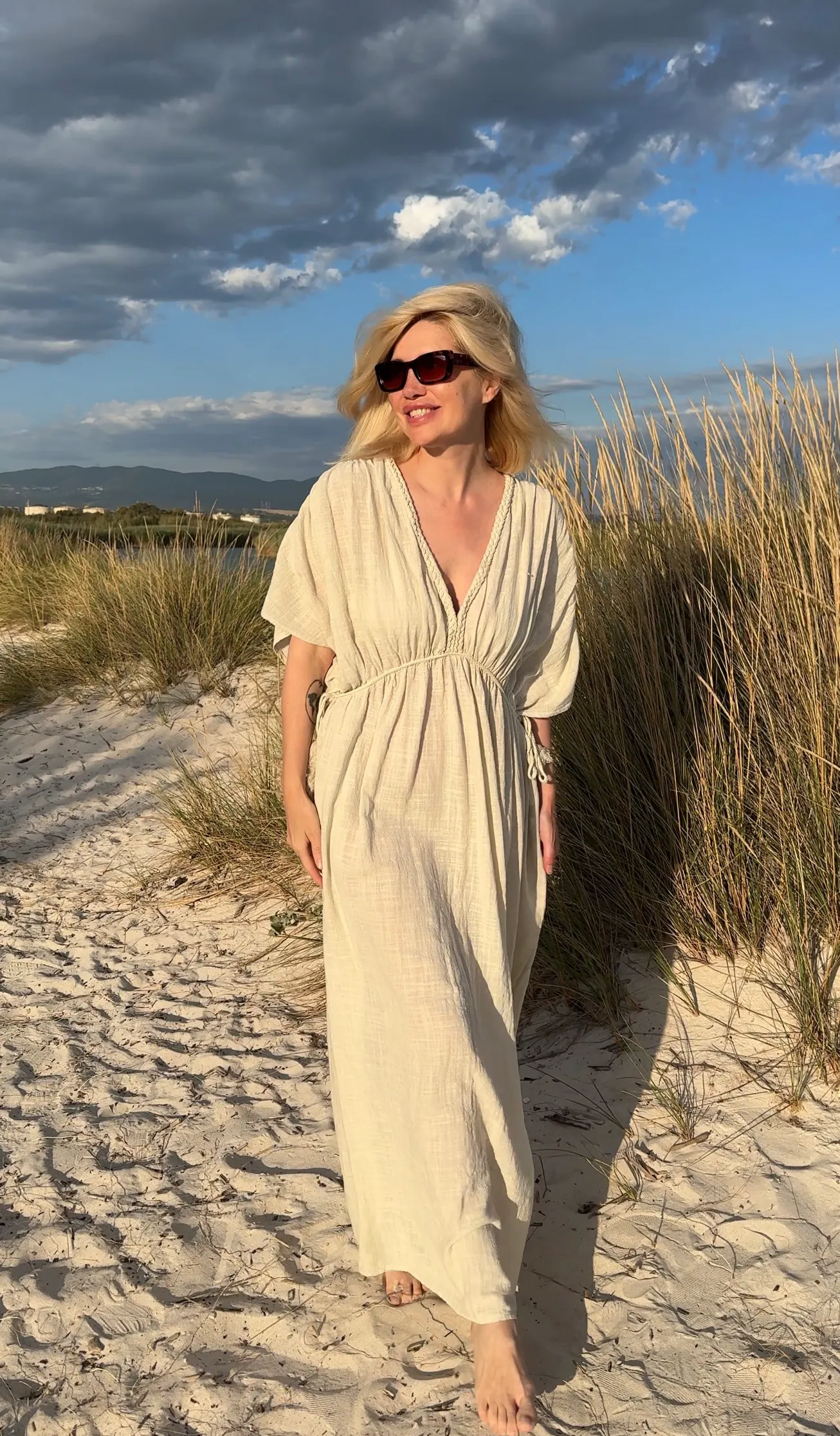Langes Kleid Greece mit Kordelzug in Beige