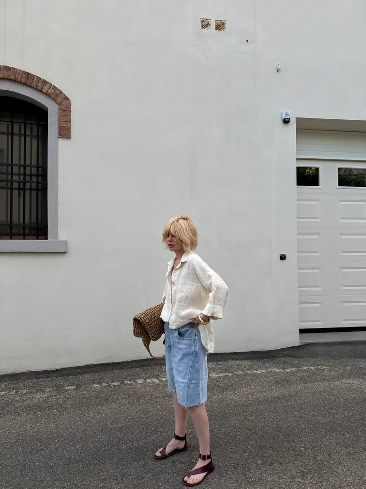 Jeans-Bermudashorts in Hellblau